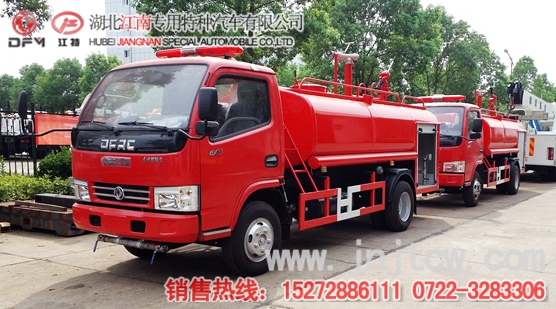 ����|�L(f��ng)С������4���l(xi��ng)�(zh��n)����܇