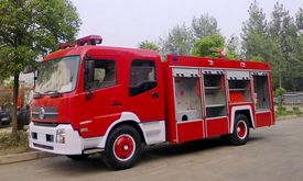 東風天錦水罐消防車圖片