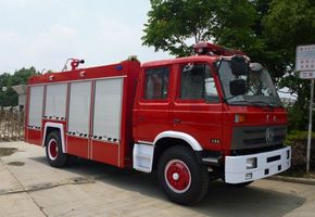 東風153水罐消防車圖片