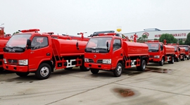 農(nóng)村消防車圖片