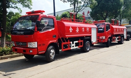 村鎮(zhèn)消防車圖片